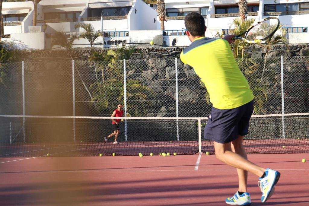 hotel fariones puerto del carmen
