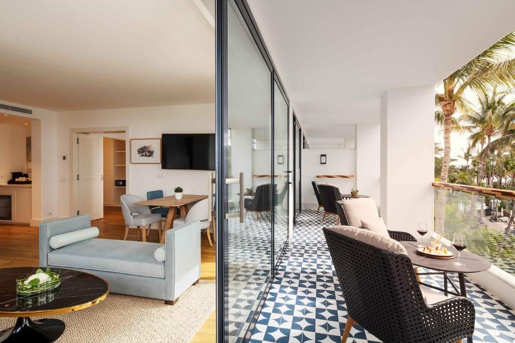 Hotel Fariones Grand Suite Sea View