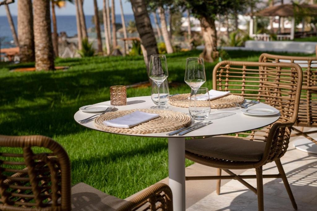 puerto del carmen hotels 5 star
