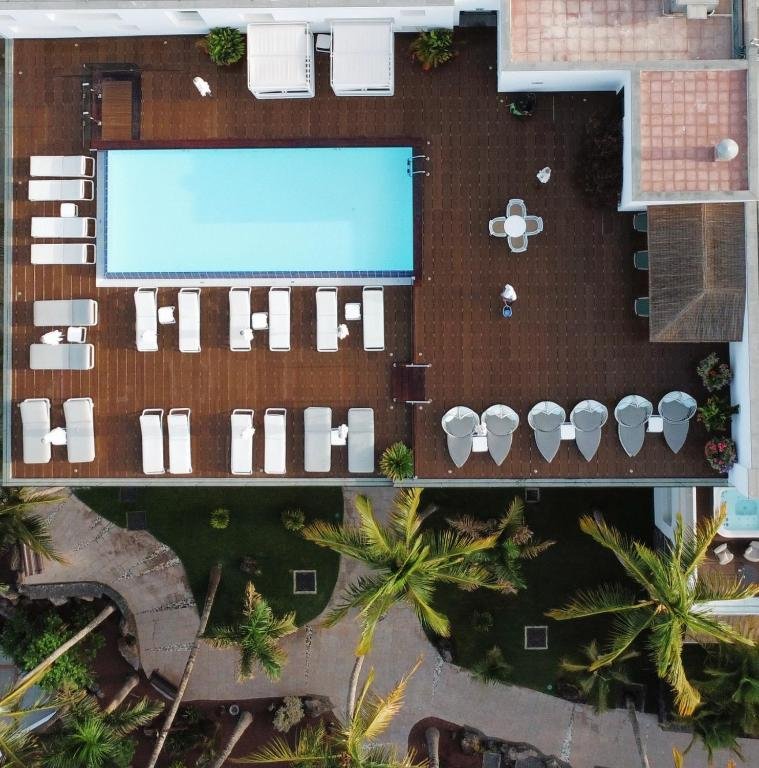 fariones hotel puerto del carmen
